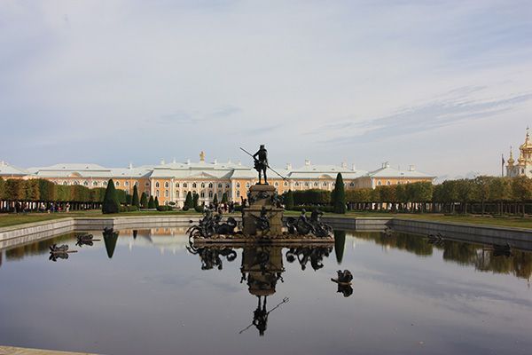 Palacio de Peterhof Palacio de Peterhof